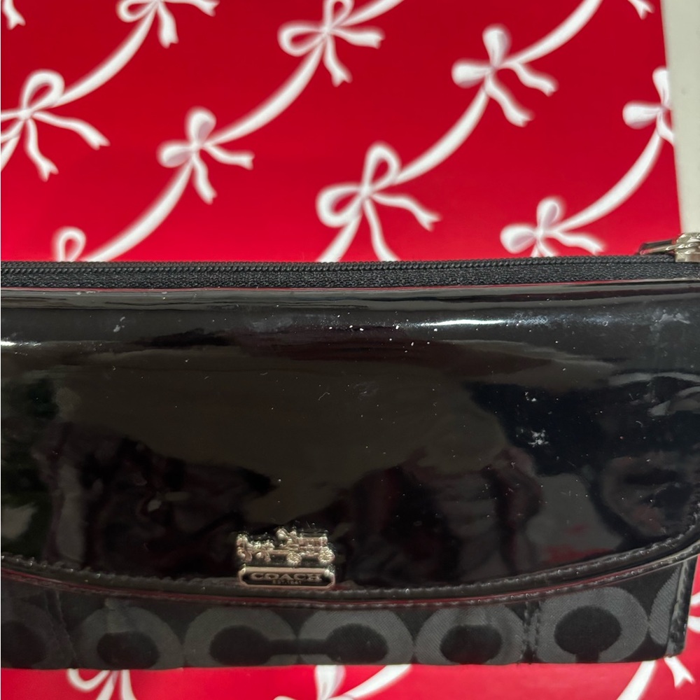 Coach Black Patent Leather Wallet - Picture 2 of 7